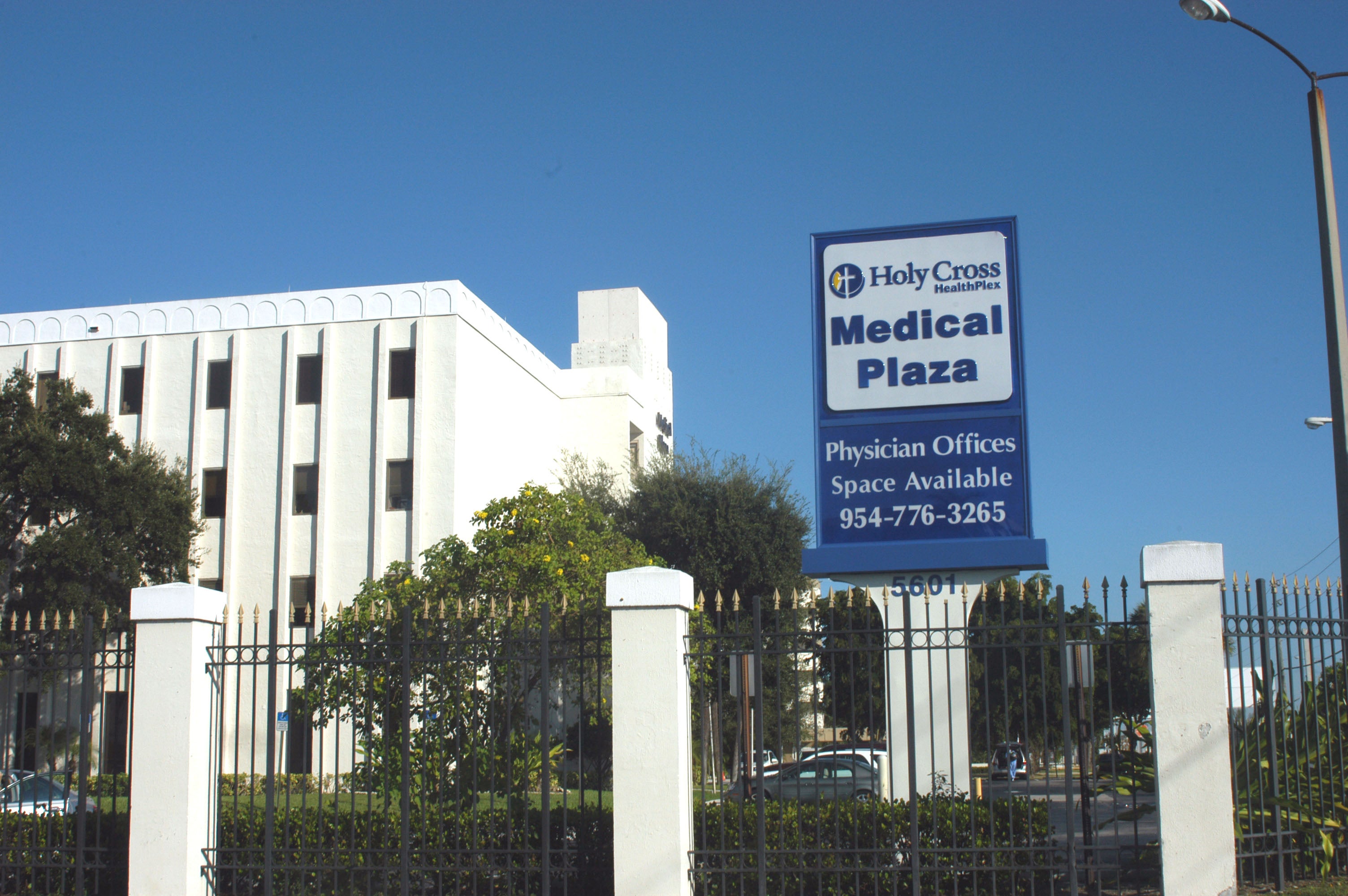 University of Miami at Holy Cross Hospital - Internal Medicine Faculty and Resident Practice