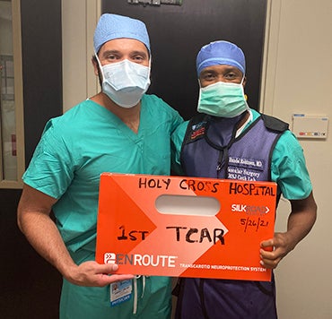 Andrey Lima, M.D., left, and Handel Robinson, M.D. at
