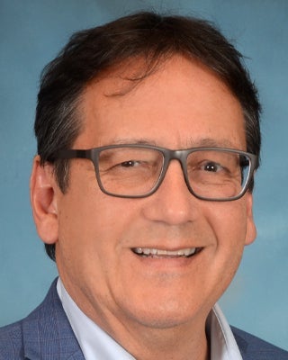 Guillermo Hernan Davila, MD