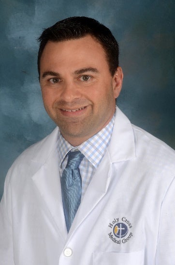 Image of Dr Azaret